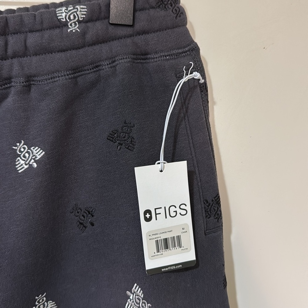 FIGS Sweatpants - Picture 3 of 10